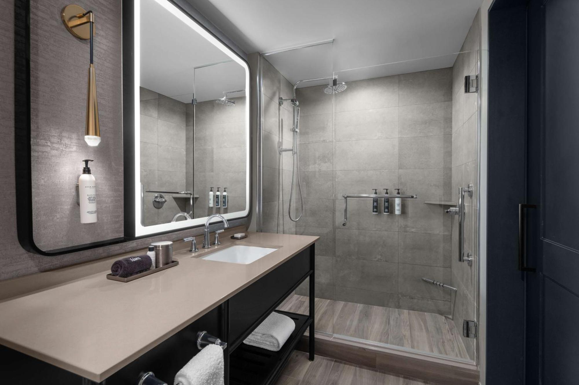 Hotel Fraye Nashville, Curio Collection By Hilton Exterior photo